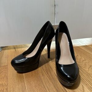 LC Lauren Conrad high heels